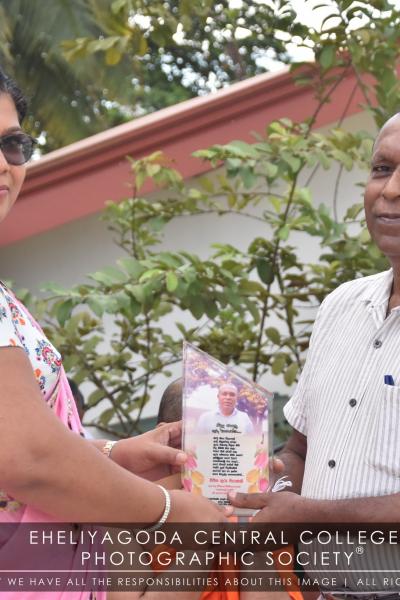 321045806 1823389578018855 675204713931094829 N